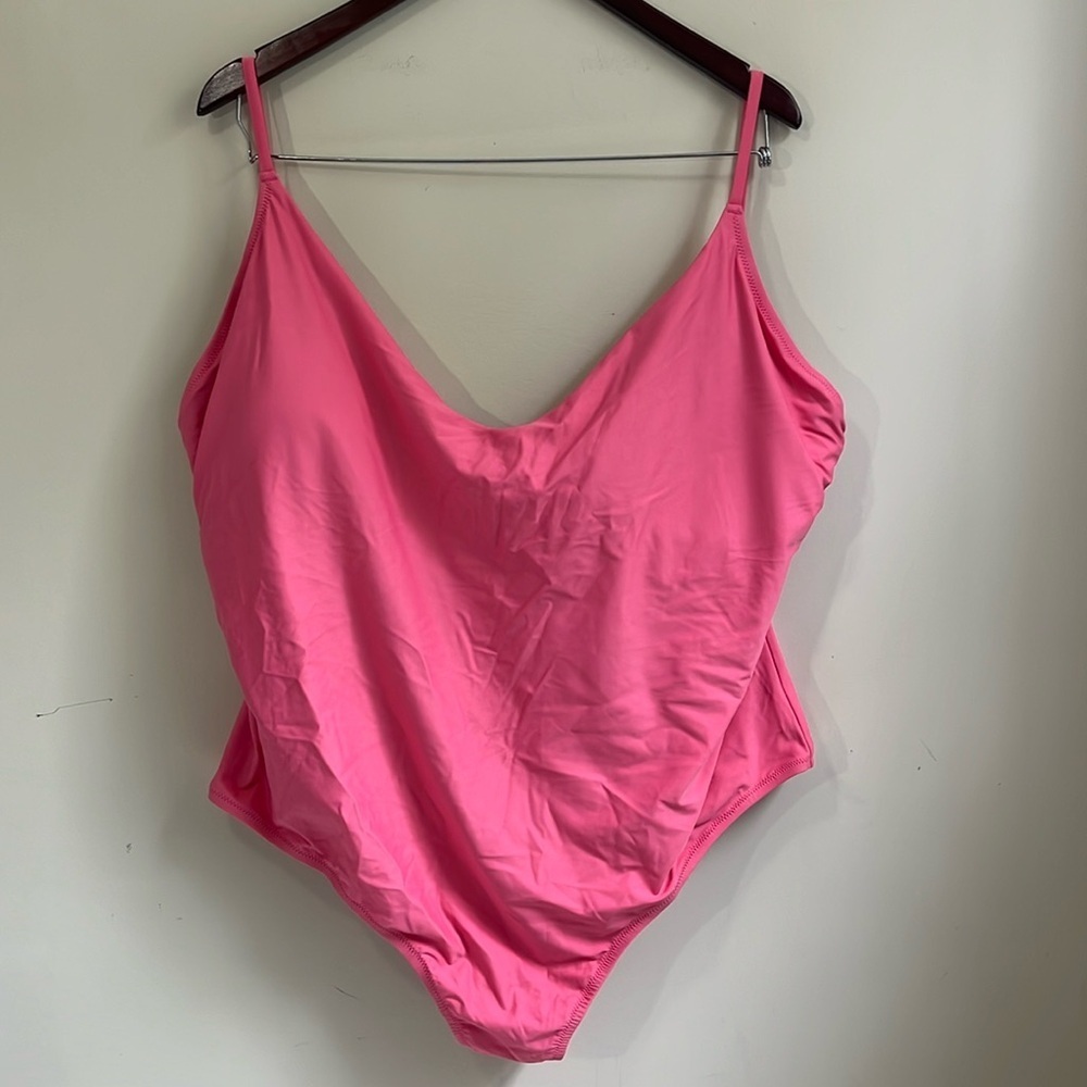 J. Crew Women’s Plus Size Scoopneck One Piece Swimsuit Size 24 - Picture 2 of 9